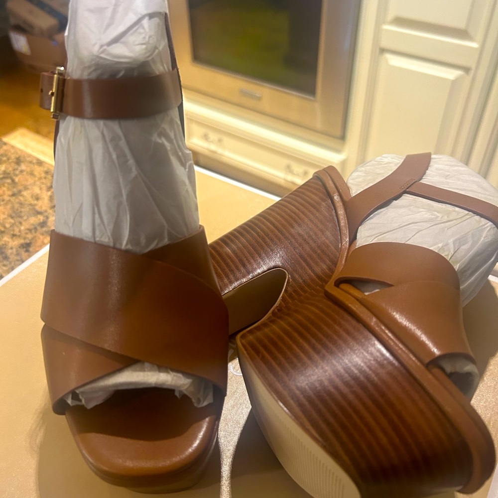 Michael kors leather wedges